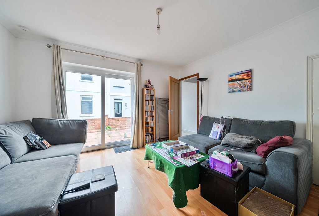 Property photo 2 of 10 1423331-10-69Ab12...