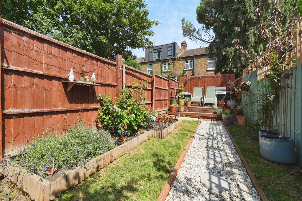 Property photo 3 of 9 Pbox-Img.Jpg