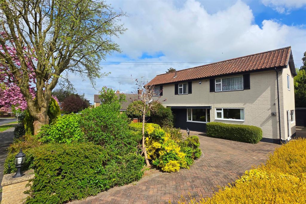 Property photo 1 of 21 Introduction