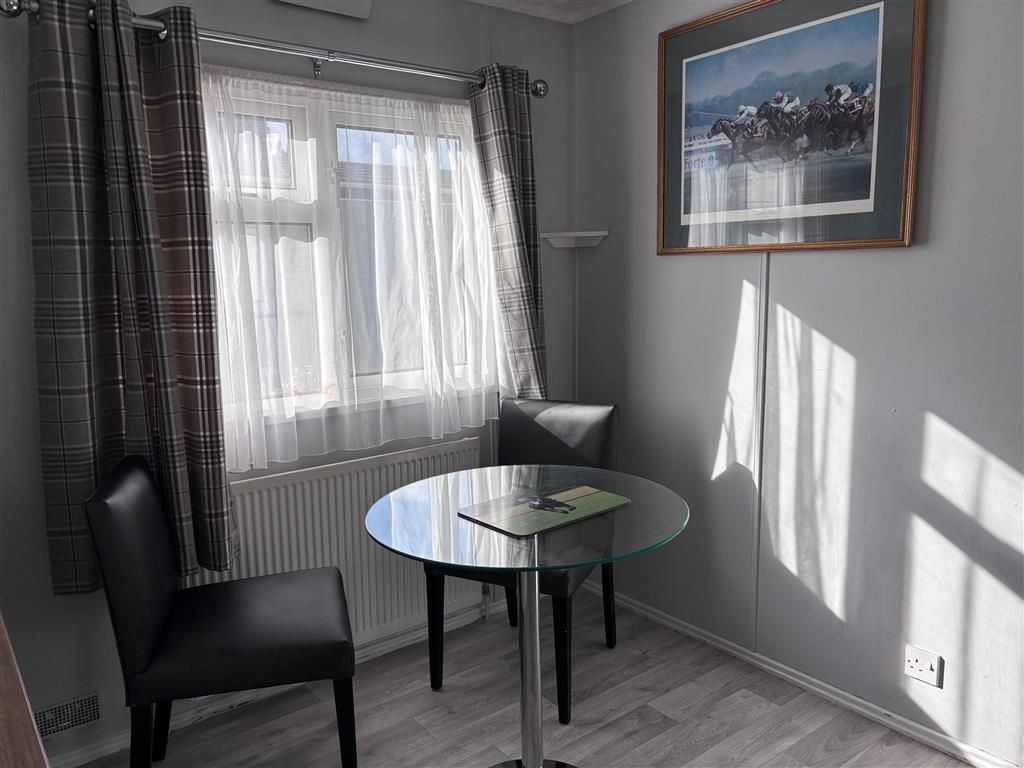 Property photo 2 of 4 Dining Area