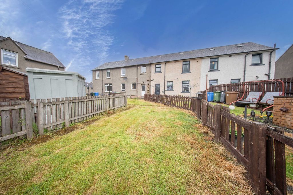 Property photo 2 of 21 Rear Garden