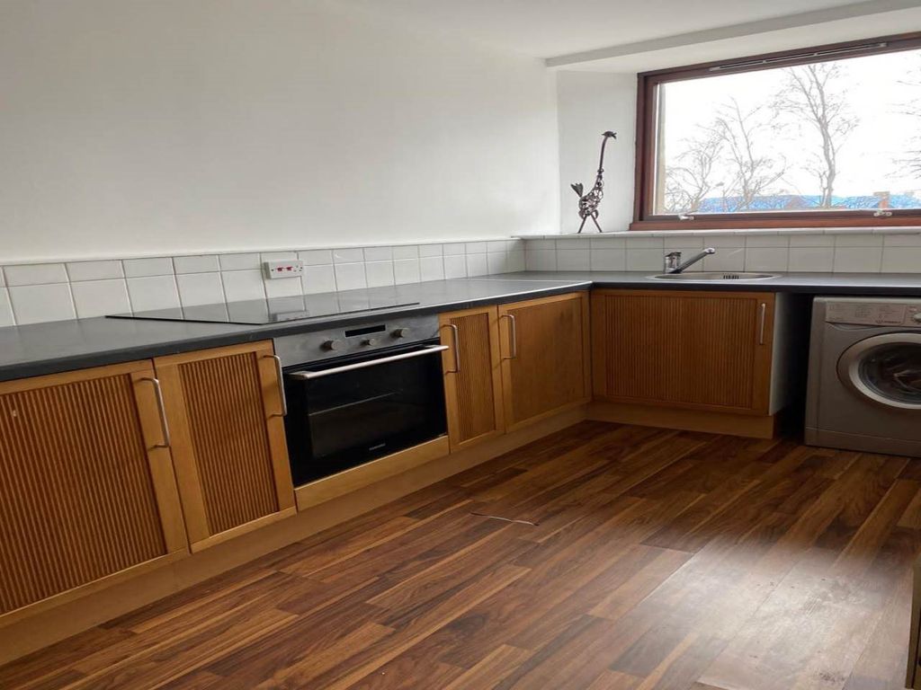 Property photo 2 of 9 Kitchen Bonnybank