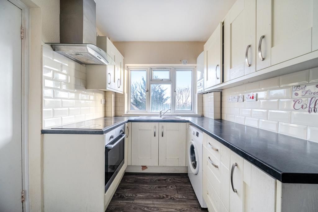 Property photo 2 of 14 Kitchen