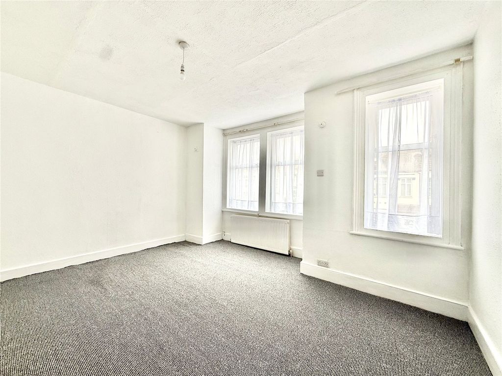 Property photo 2 of 13 Picture No. 03