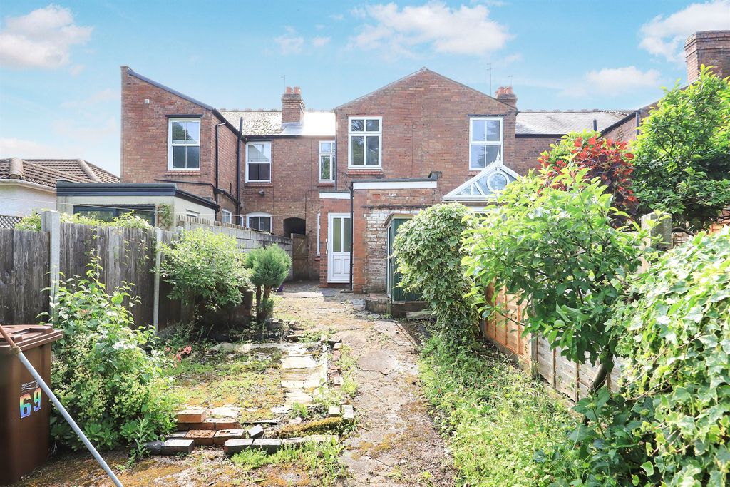 Property photo 2 of 13