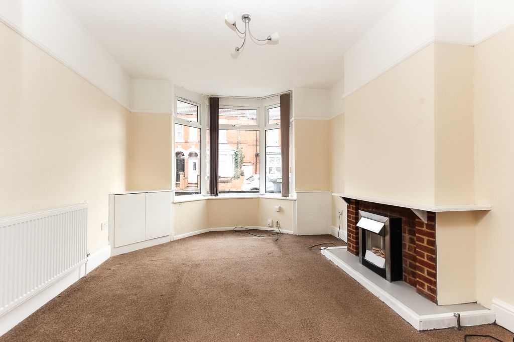 Property photo 3 of 9 Lounge