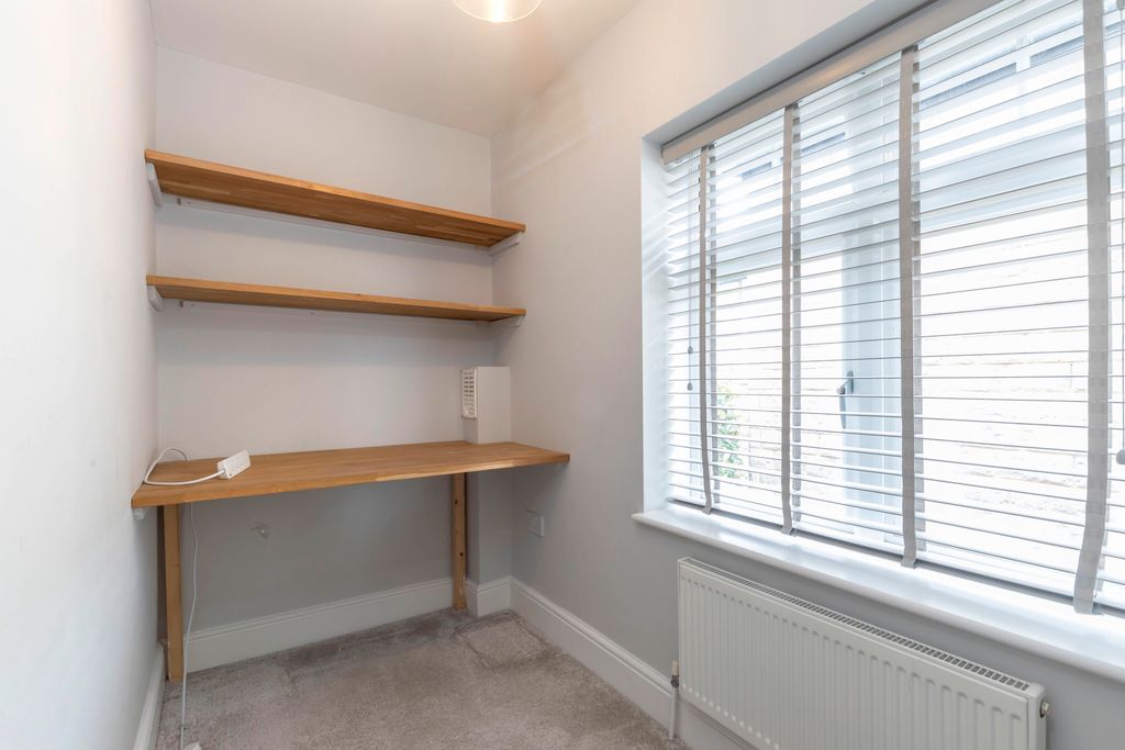 Additional image 12 of 4 bed semi-detached house to rentSandy Lane, Cheltenham GL53