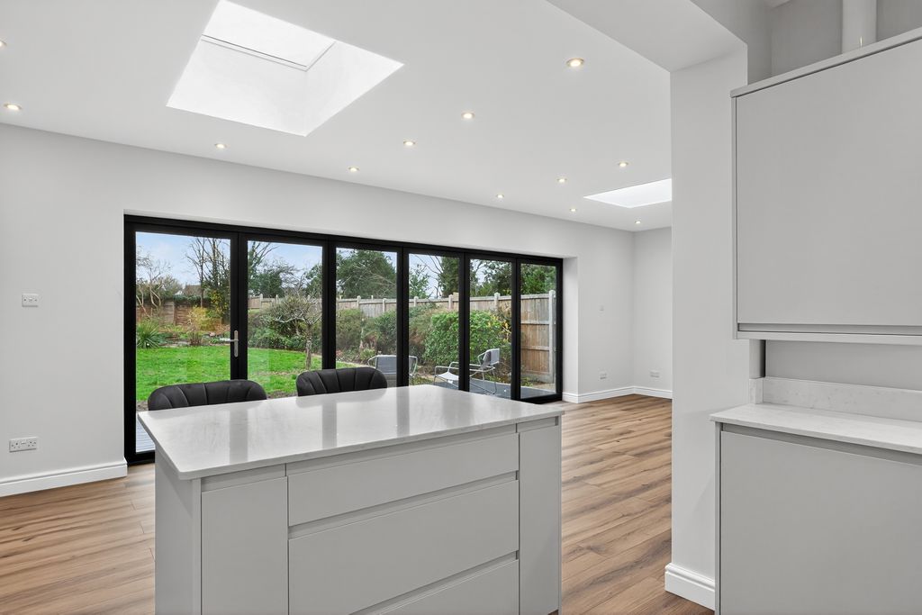 Property photo 3 of 21 Reception Room