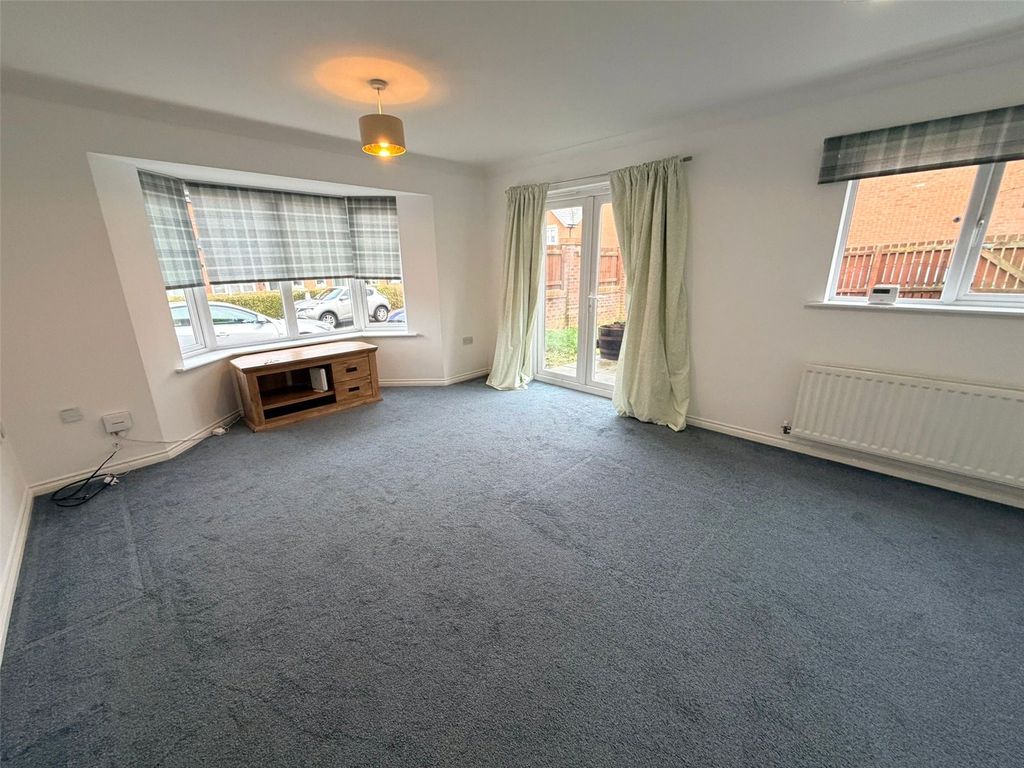 Property photo 3 of 13 Picture No. 11