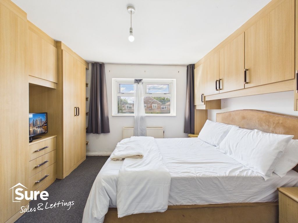 Property photo 3 of 9 3099002