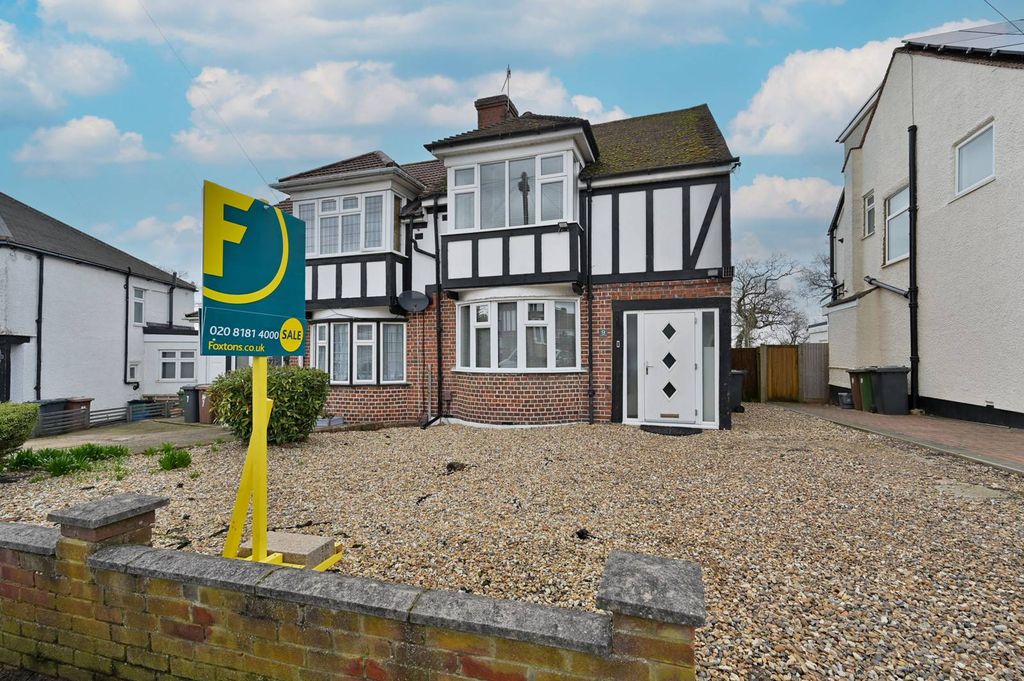 Property photo 1 of 20