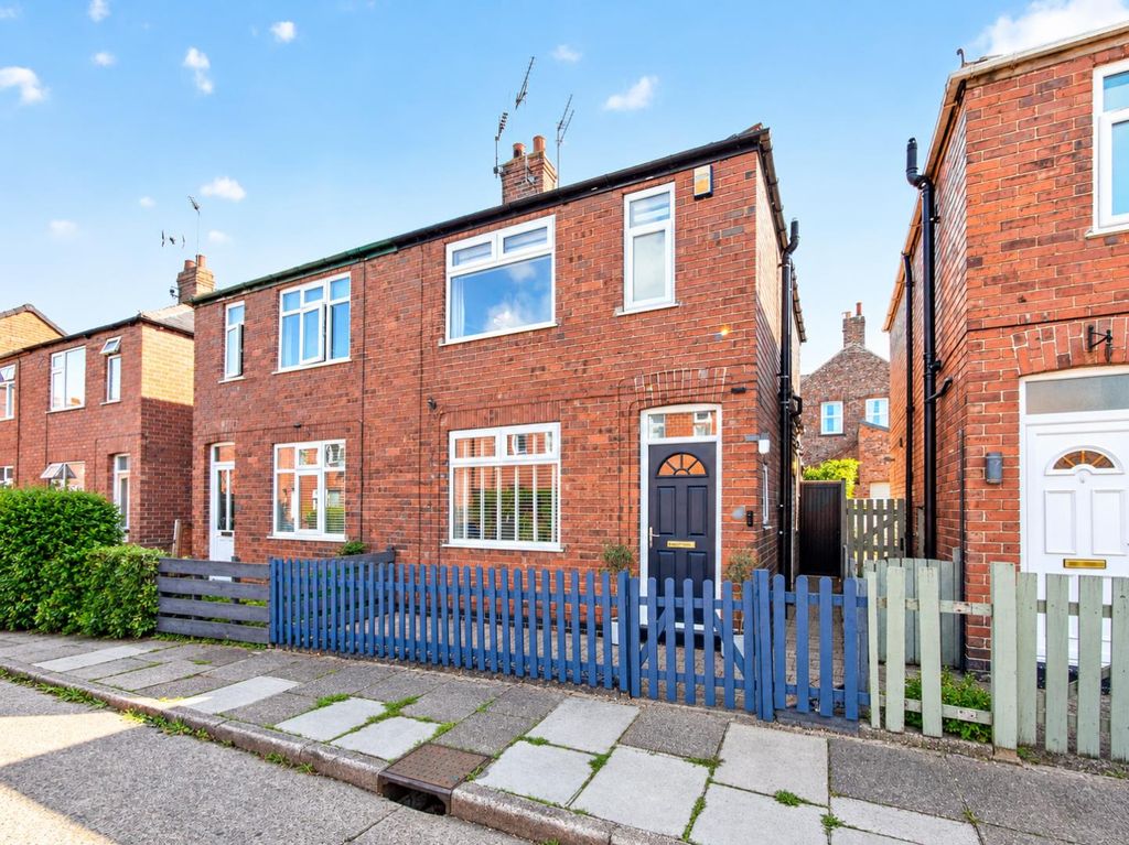 Property photo 1 of 20 Montague Street External.Png