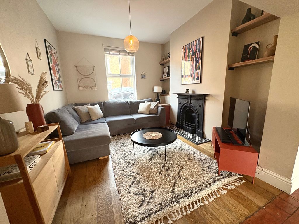 Property photo 2 of 16