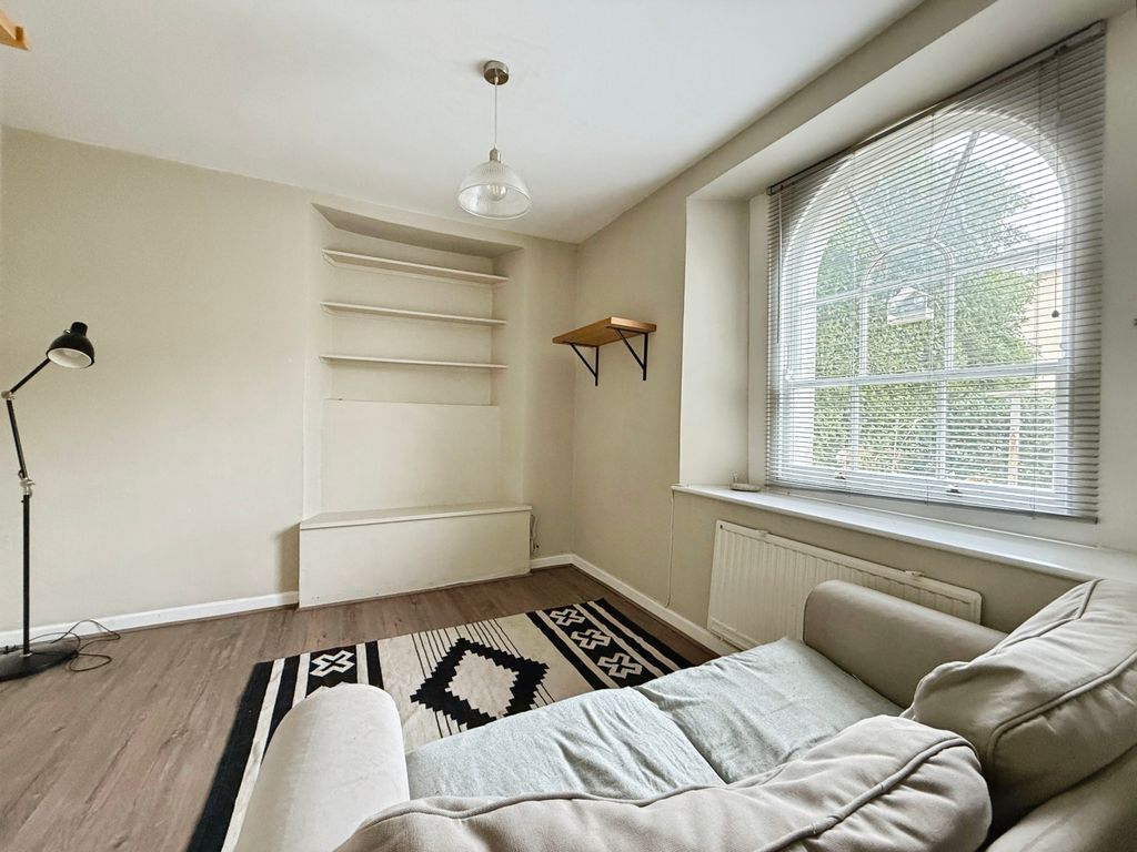 Property photo 2 of 10 Living Area