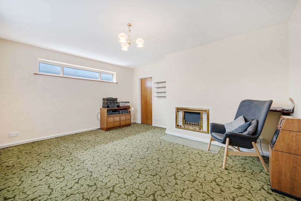 Property photo 3 of 21 3925765
