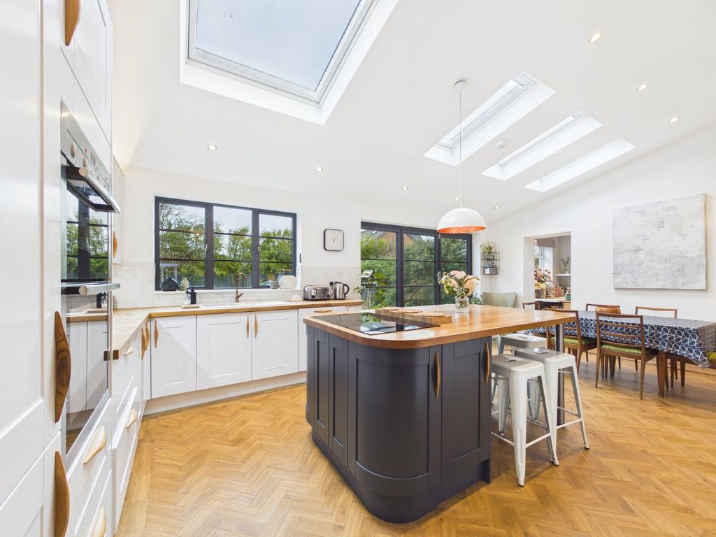 Property photo 1 of 23 Picture No. 08