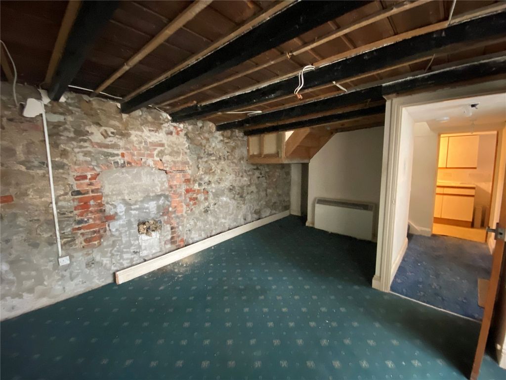 Property photo 2 of 5 Picture No. 05