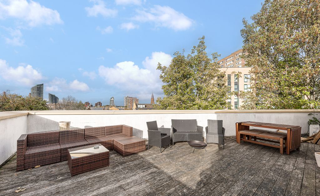 Property photo 2 of 10 Floorplan