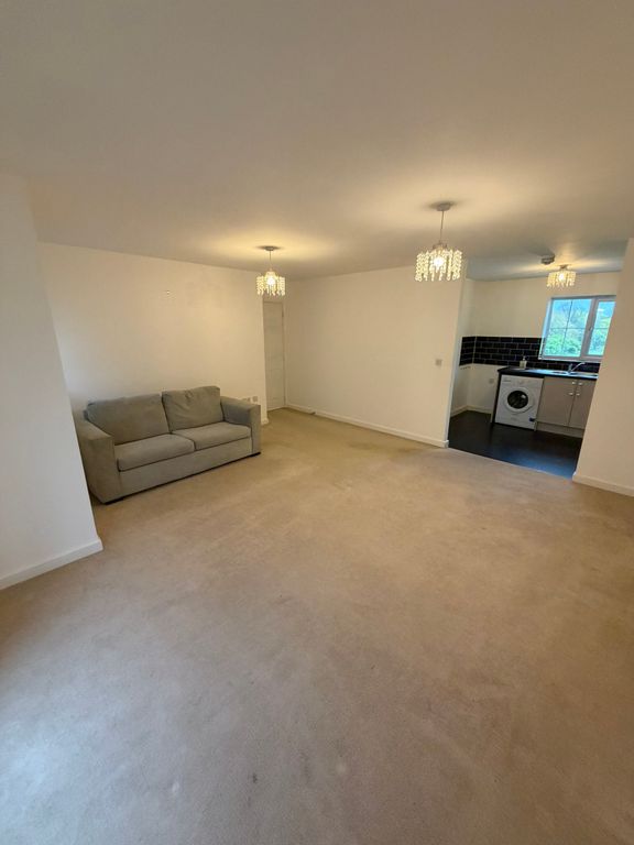 Property photo 3 of 15 Living Room