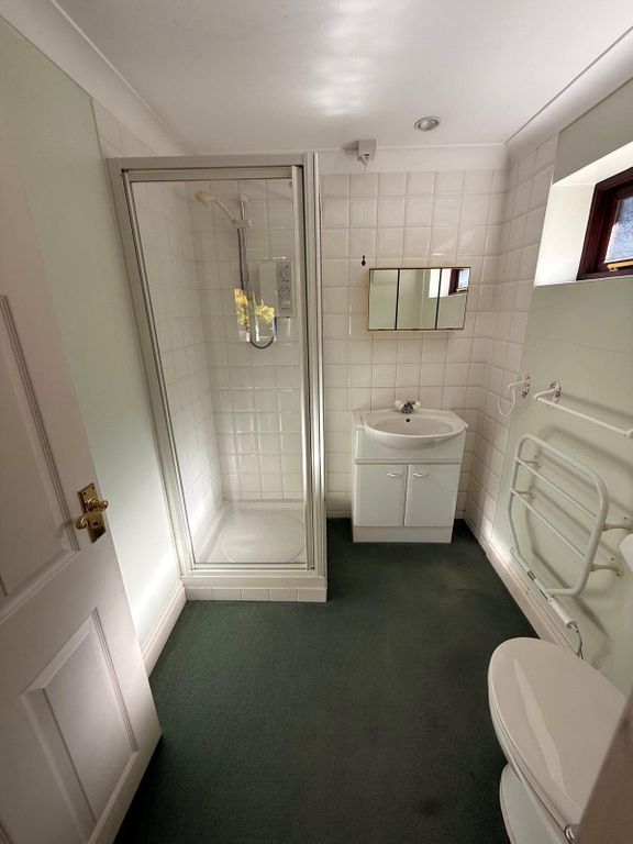 Property photo 3 of 8 Picture No. 02