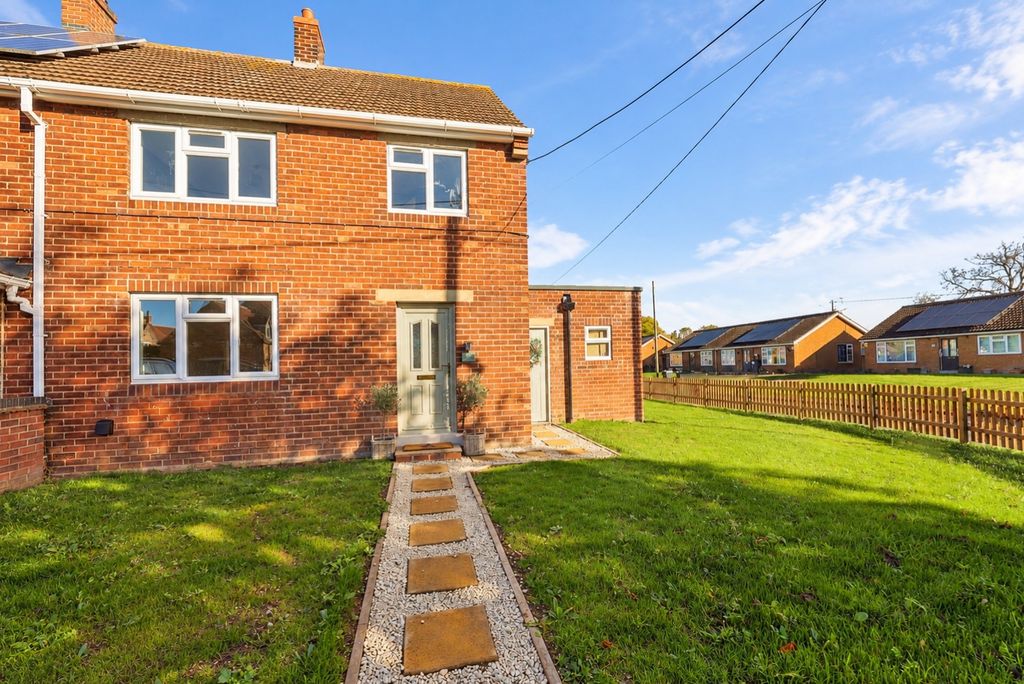 Property photo 1 of 18 5694860