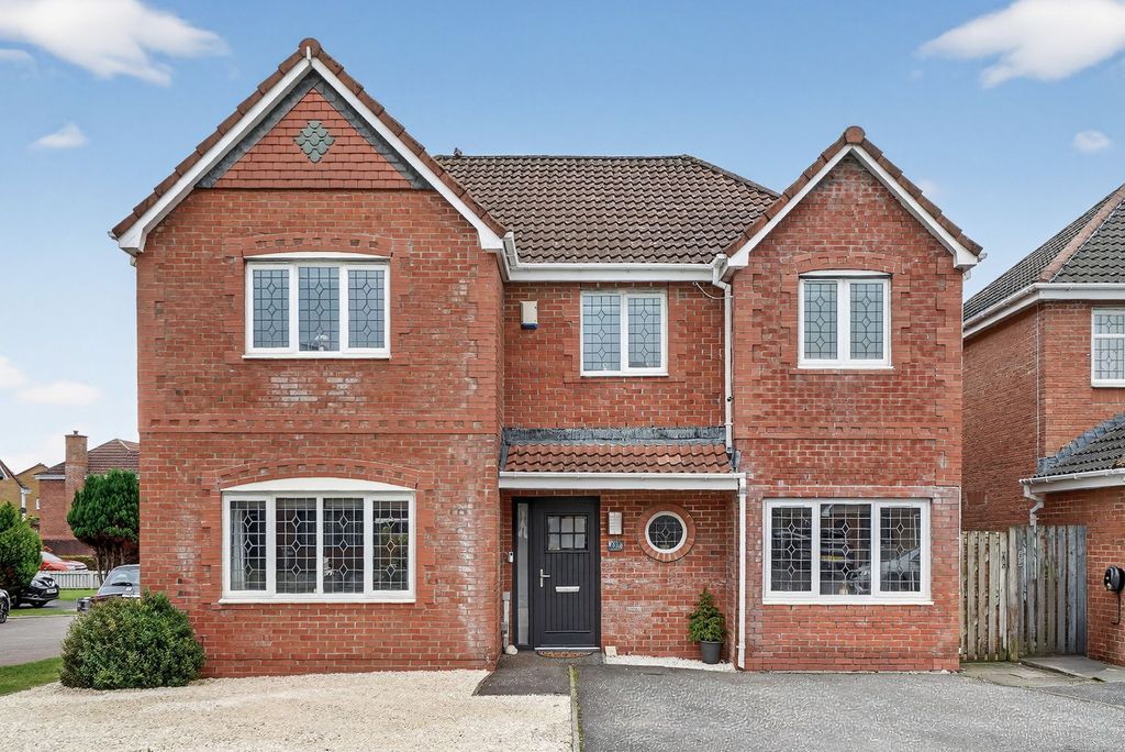 Property photo 1 of 30