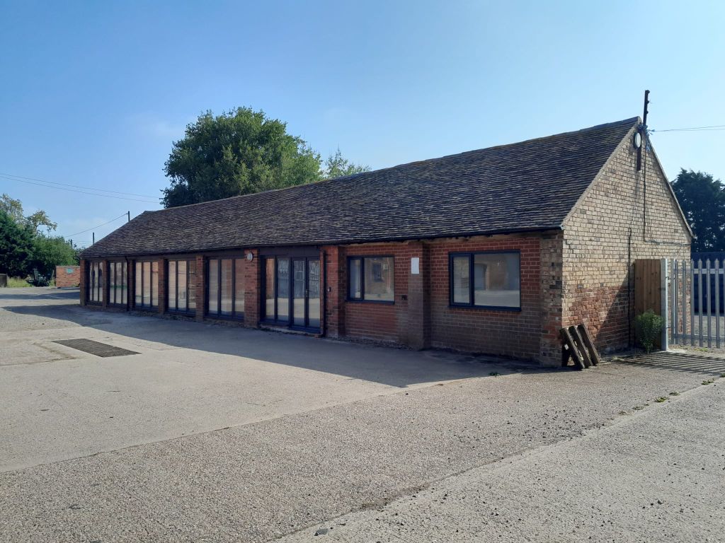 Property photo 1 of 5