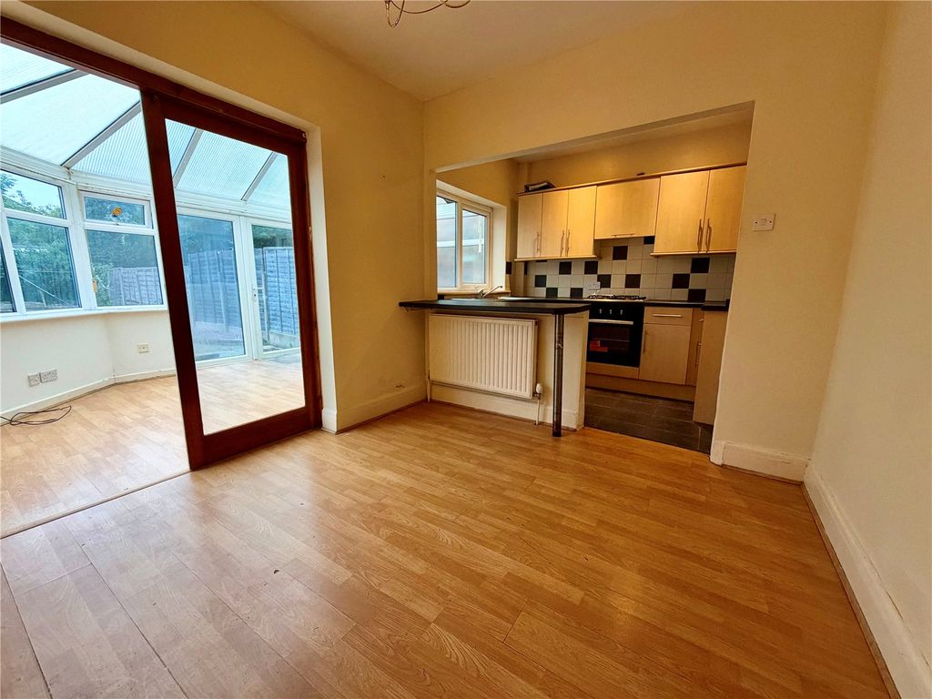 Property photo 3 of 11 Picture No. 08