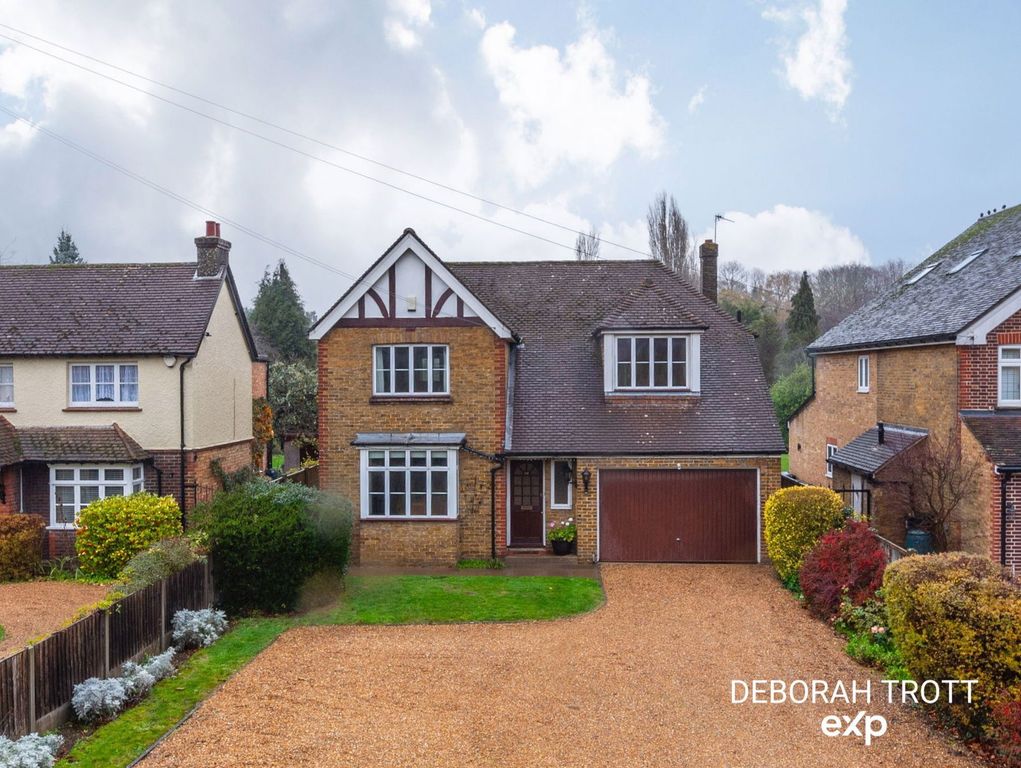 Property photo 1 of 27