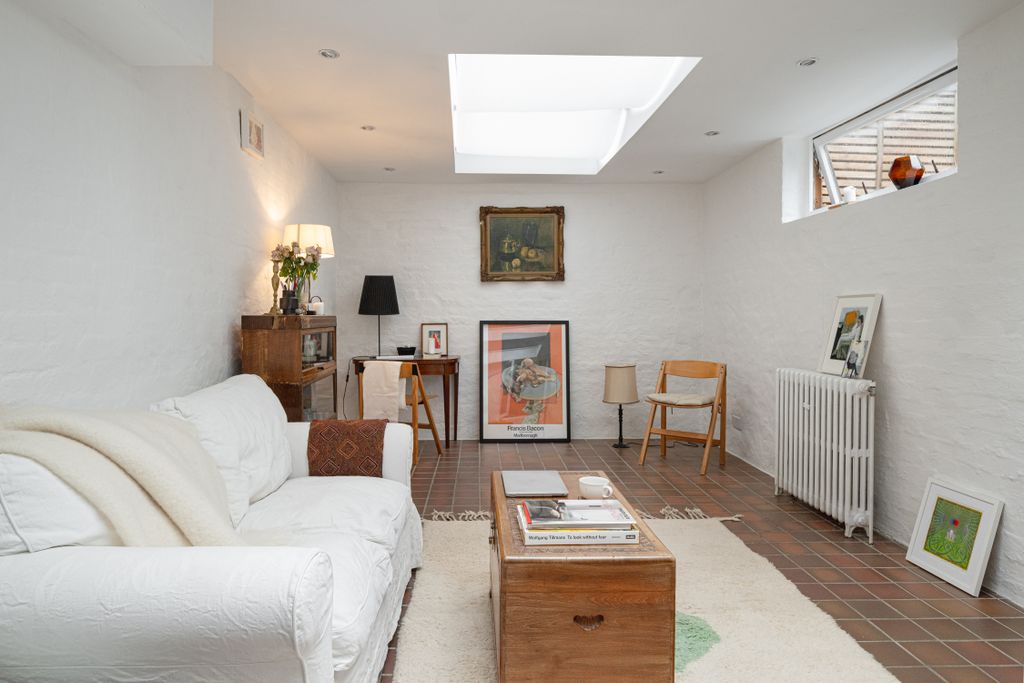 Property photo 1 of 23 111A-Mortimer-Road-10.Jpg