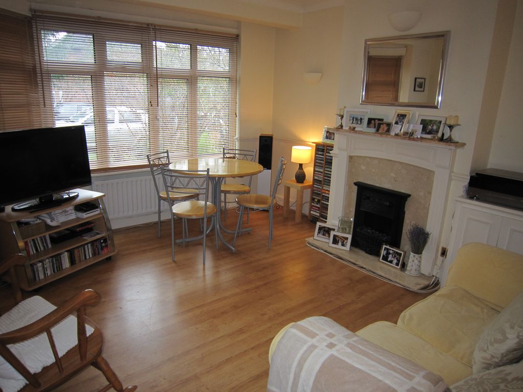 Property photo 2 of 3