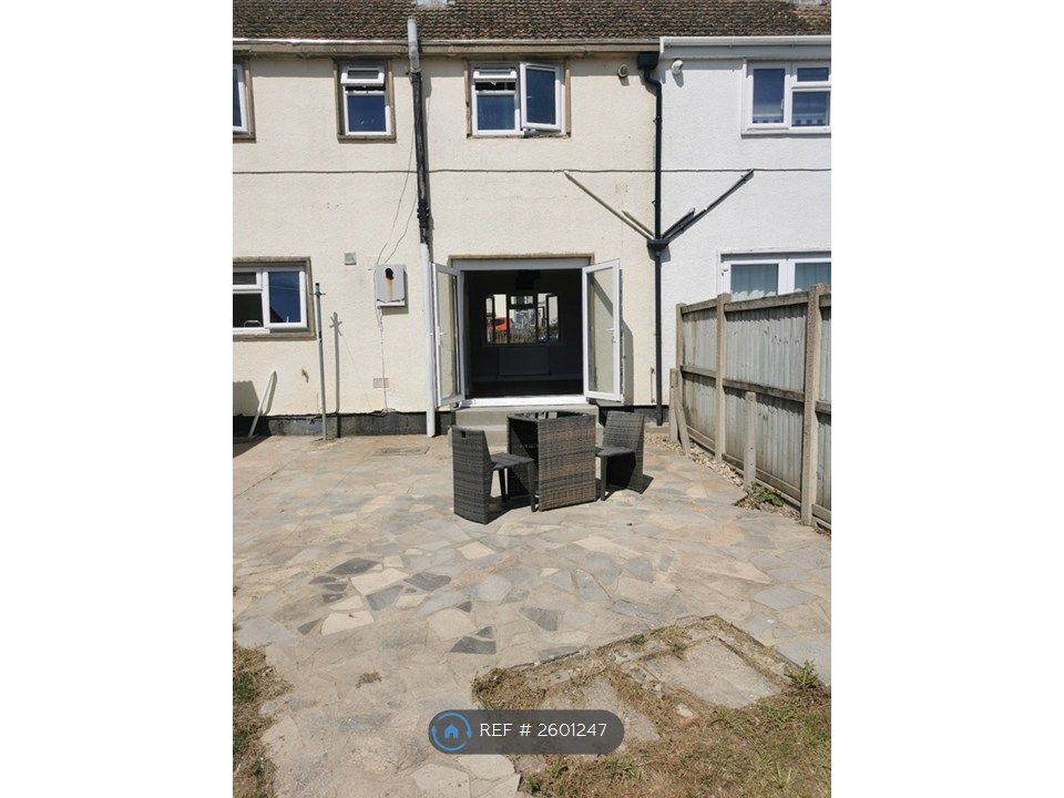 Property photo 3 of 26