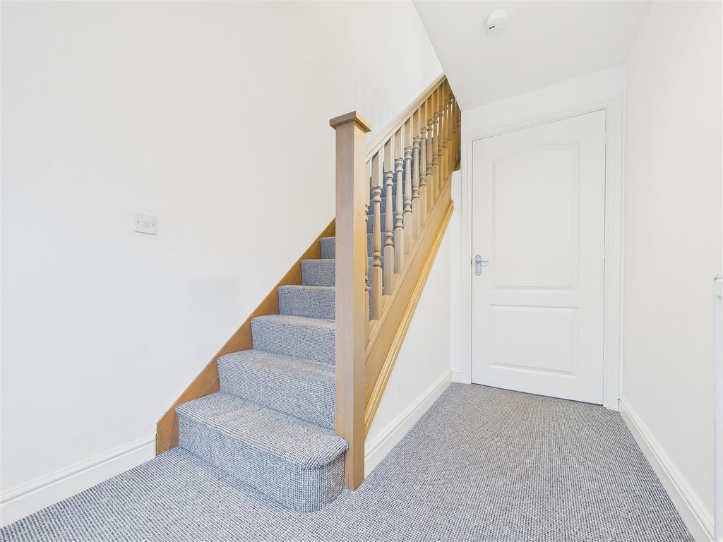 Property photo 2 of 12 Cam01407G0-Pr0074-Still003.Jpg