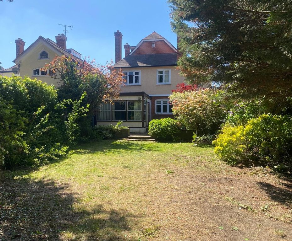 Property photo 1 of 18