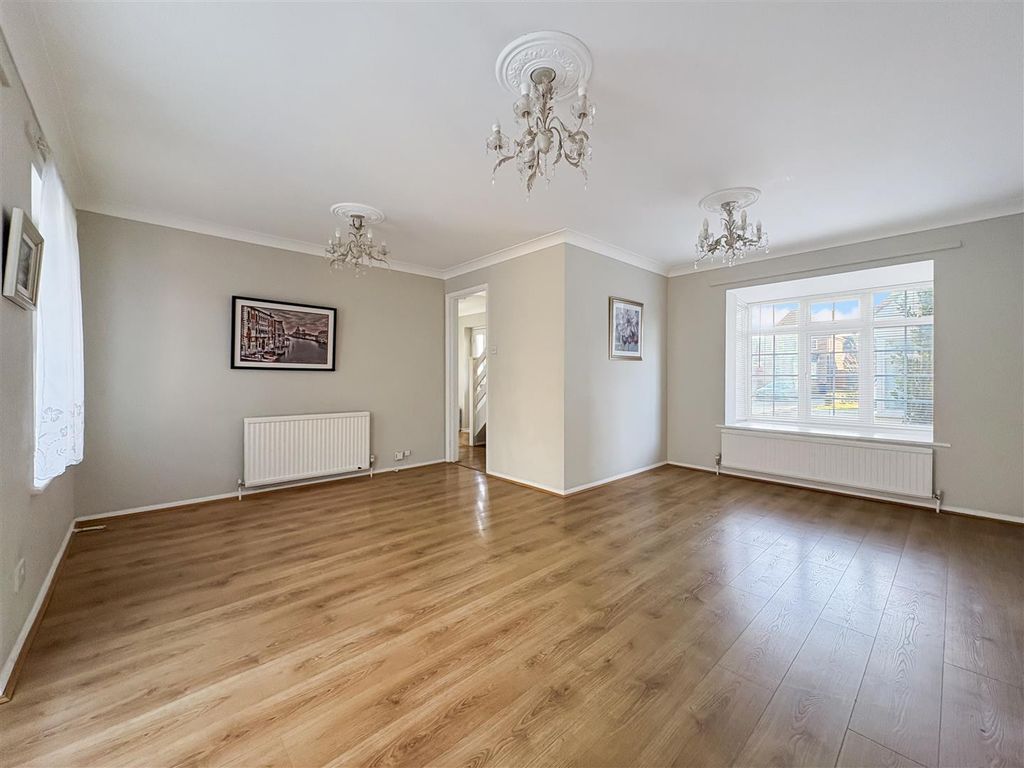 Property photo 3 of 15 E3Fa4869F2879Ab2Fe93363d766Dfc2355B89901.Jpg