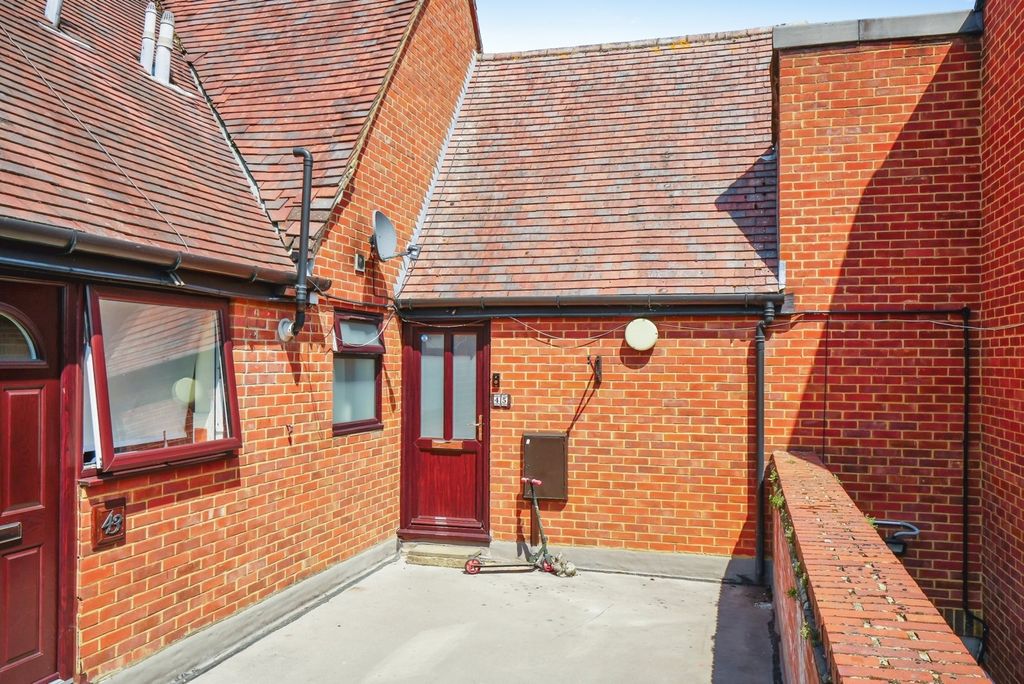 Property photo 1 of 8 Pbox-Img.Jpg