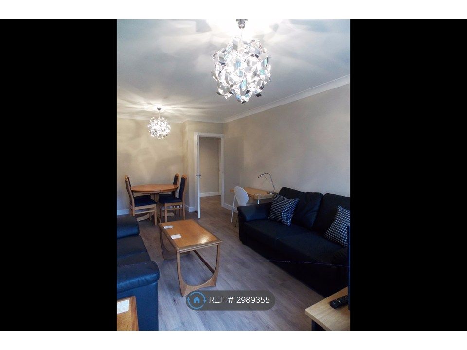 Property photo 3 of 34 Living Room/Dining Room