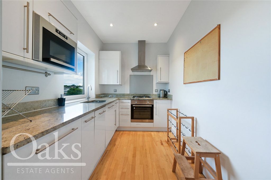 Property photo 2 of 11 Picture No. 05