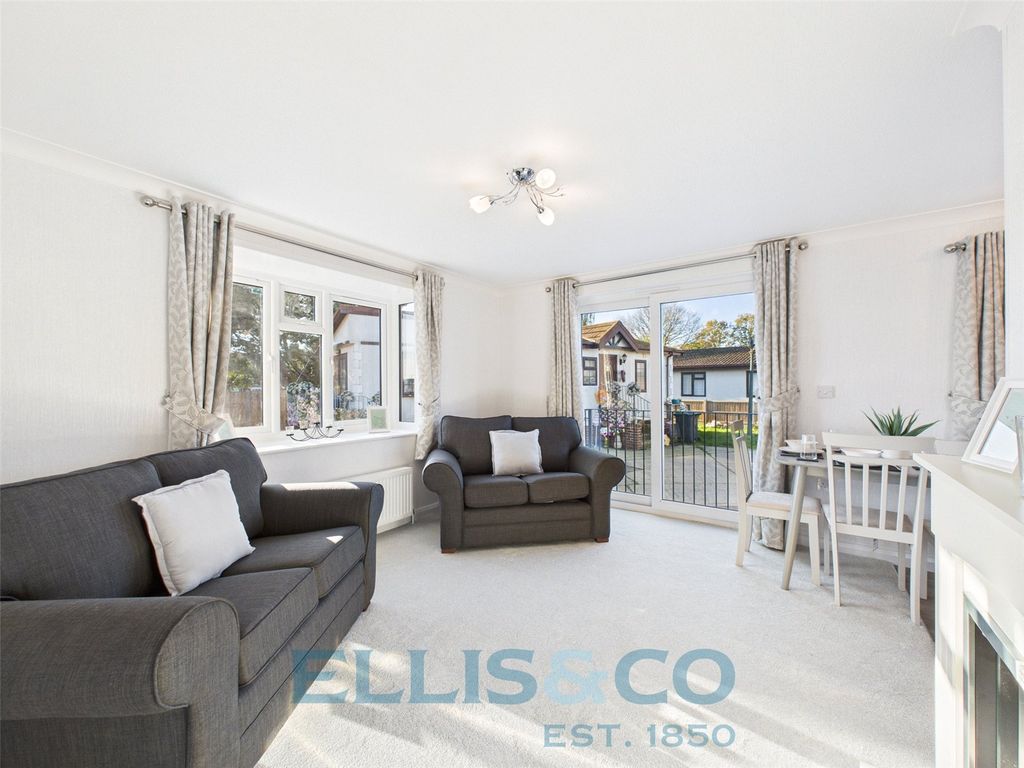 Property photo 3 of 14 Picture No. 08