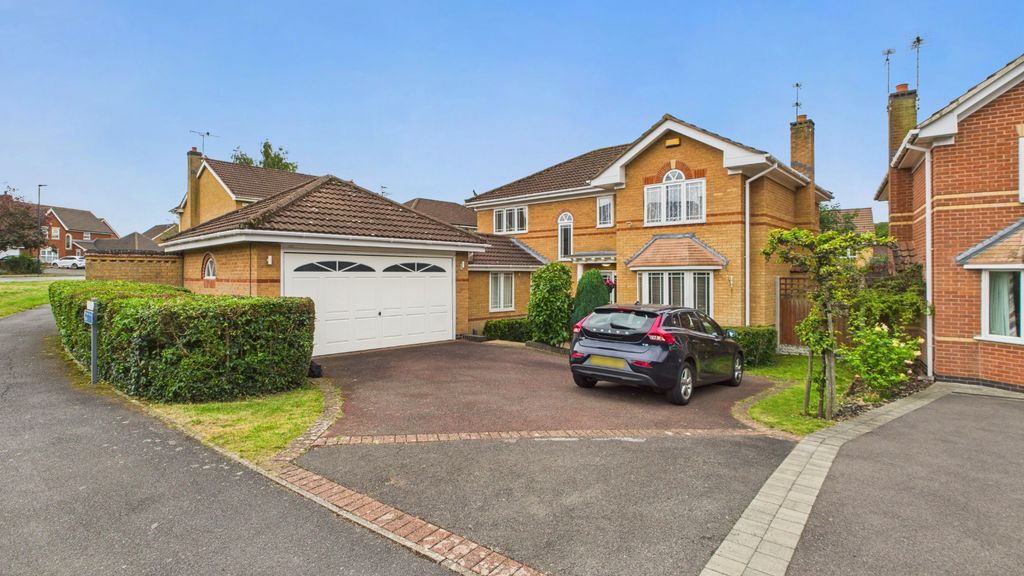 Property photo 1 of 19 4464350
