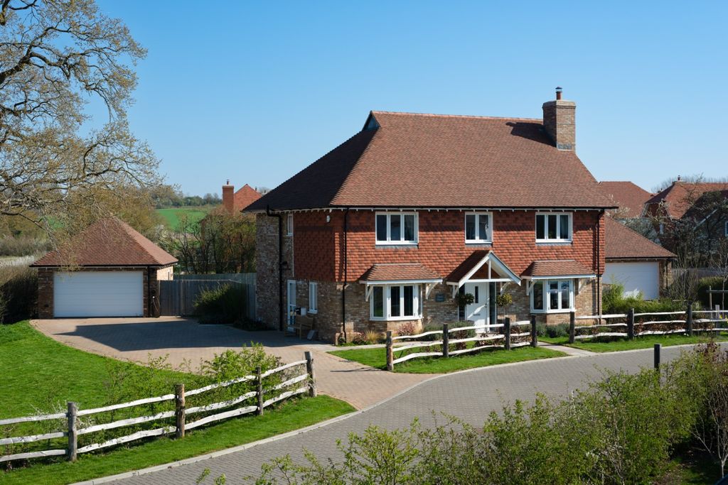 Property photo 1 of 25 4104333