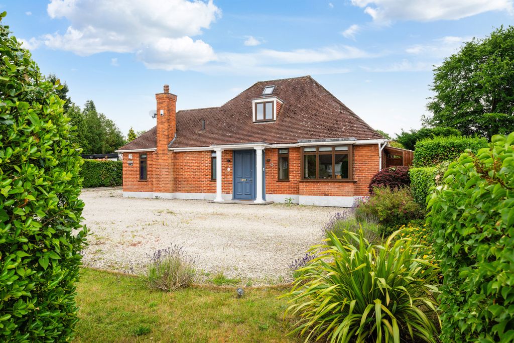 Property photo 2 of 24 Picture No. 32