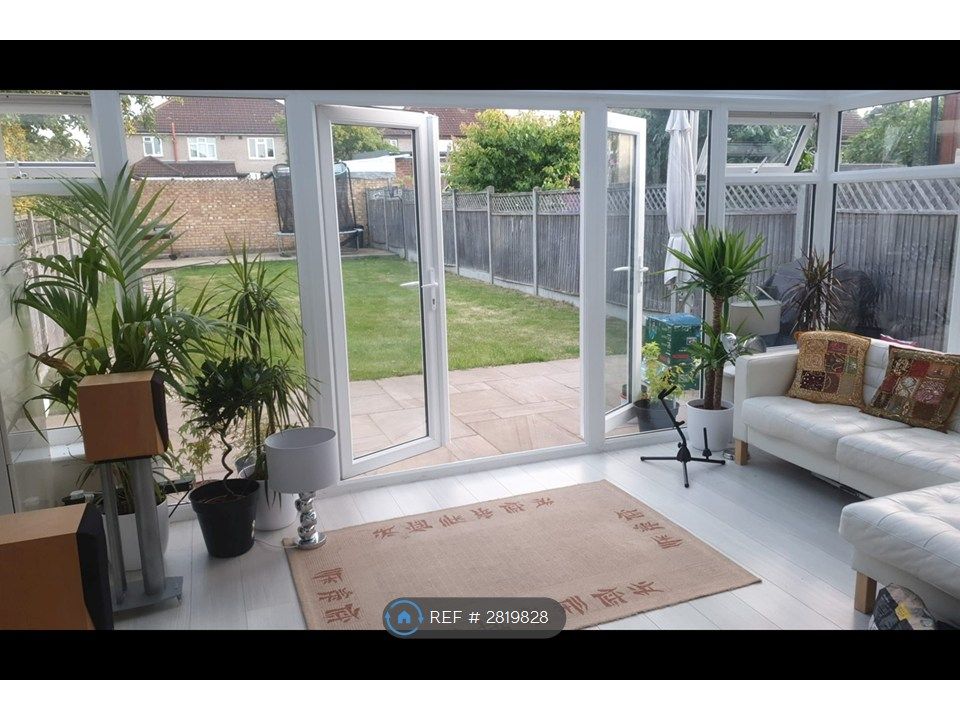 Property photo 1 of 7 Conservatory