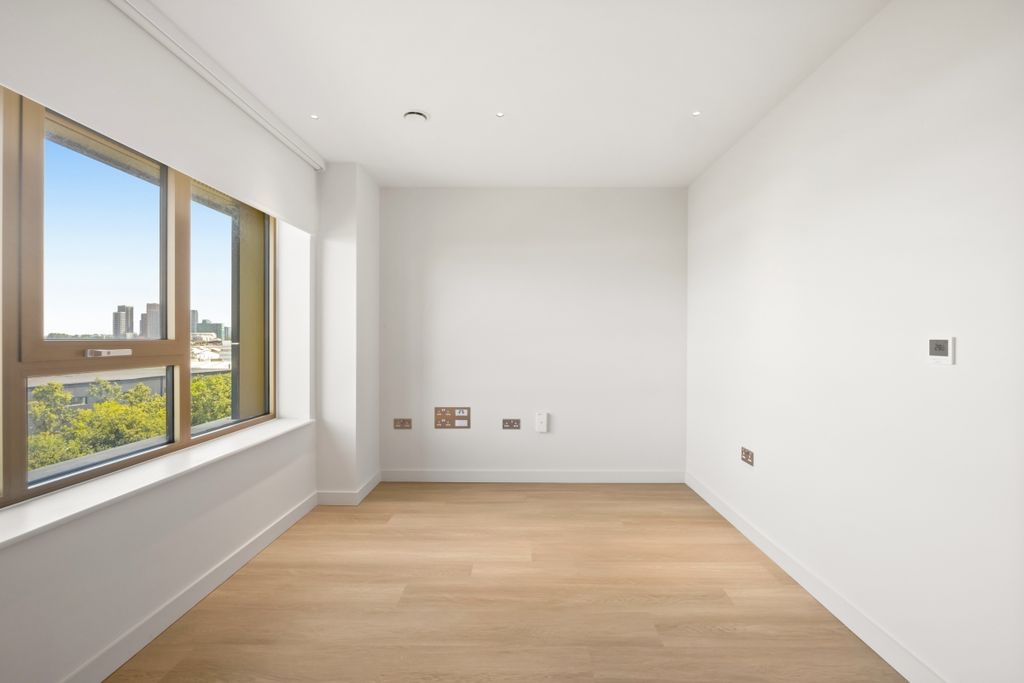 Property photo 2 of 15 0T4A6220