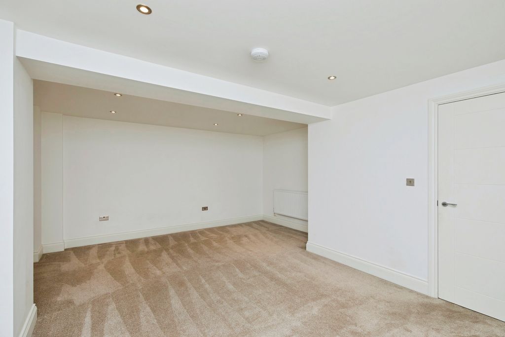 Additional image 13 of 2 bed flat for saleSt. Marys Gate, Derby, Derbyshire DE1