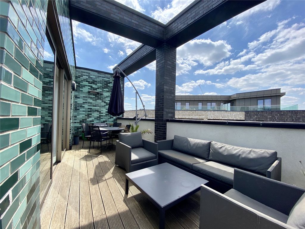 Property photo 3 of 16