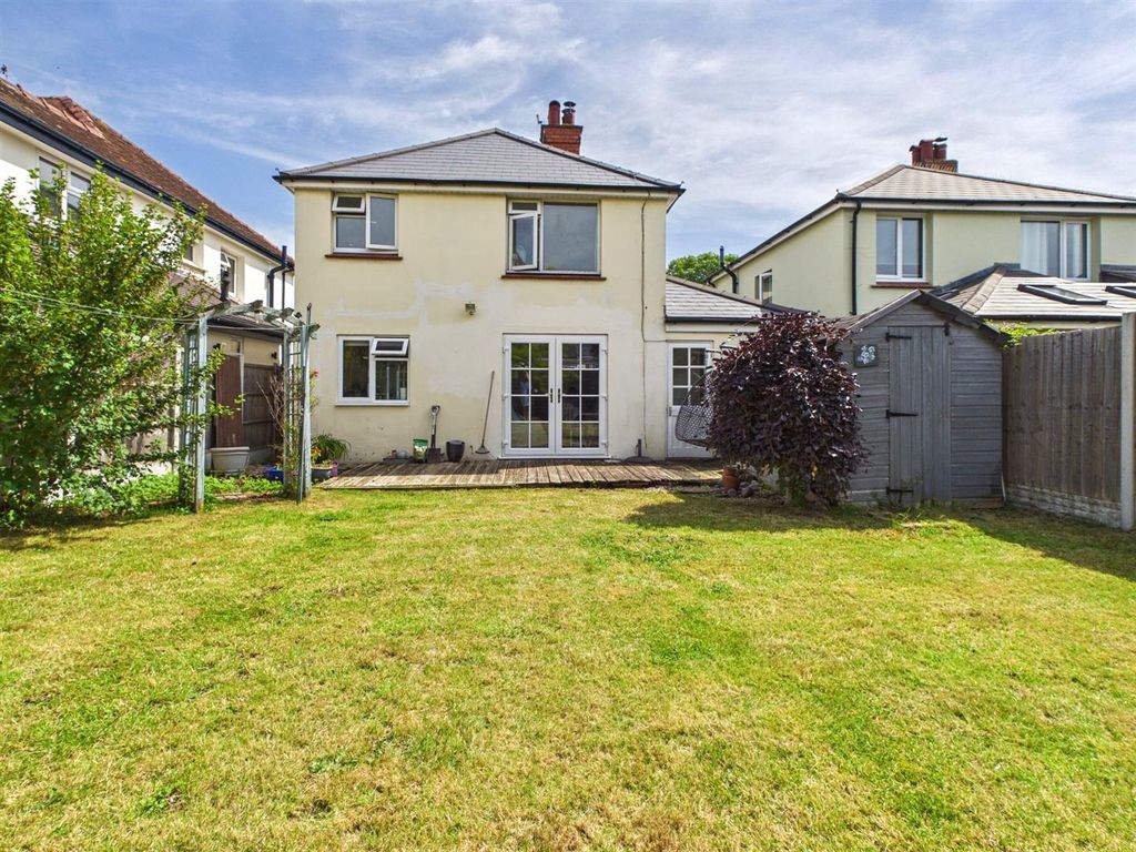 Property photo 2 of 23 Newrear1.Jpg