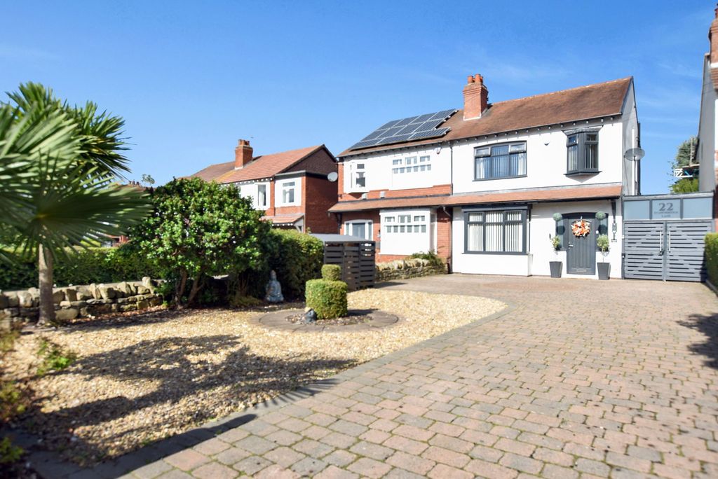 Property photo 1 of 34