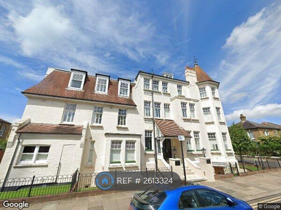 Property photo 1 of 25 Luxury Hotel-Style Apartment - All Bills Included
