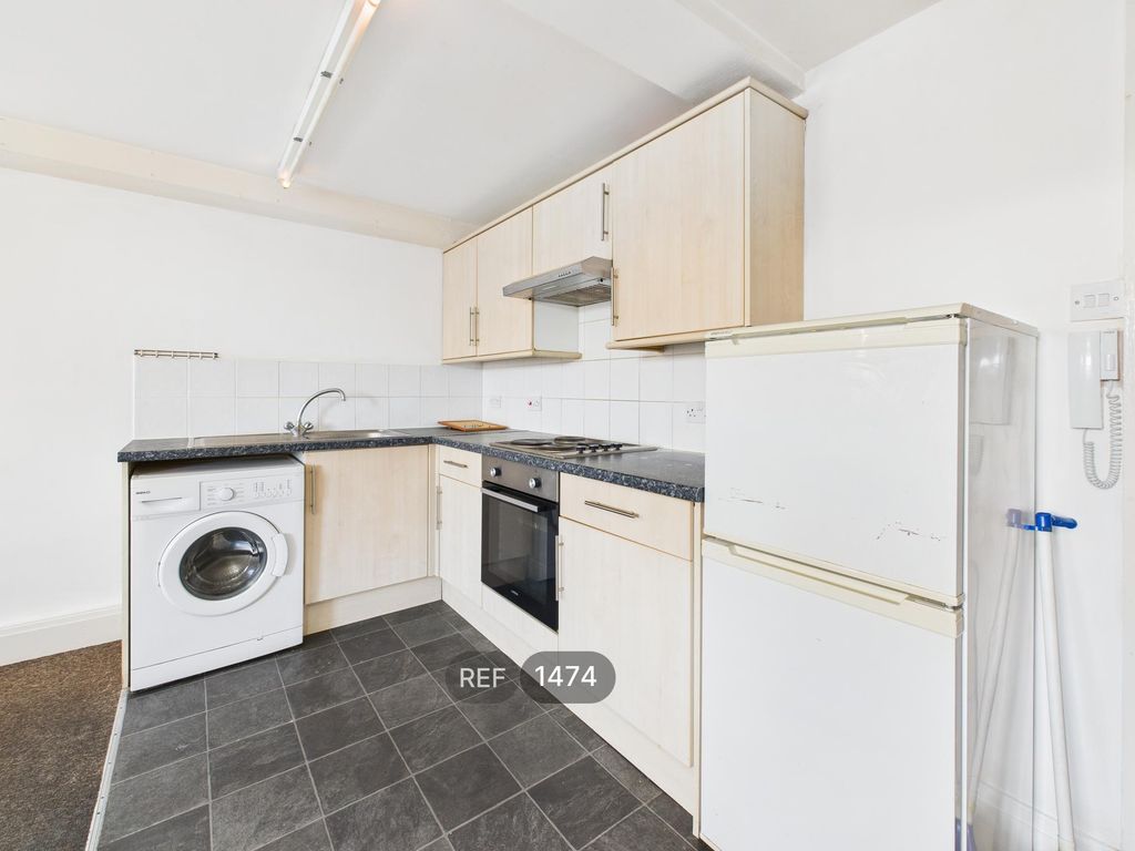 Property photo 3 of 16 Kitchen/Living Area